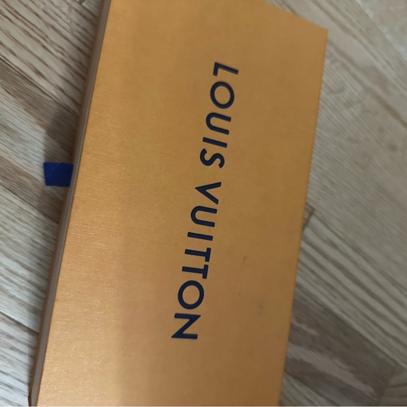 Gucci Wallet - Picture 5 of 5